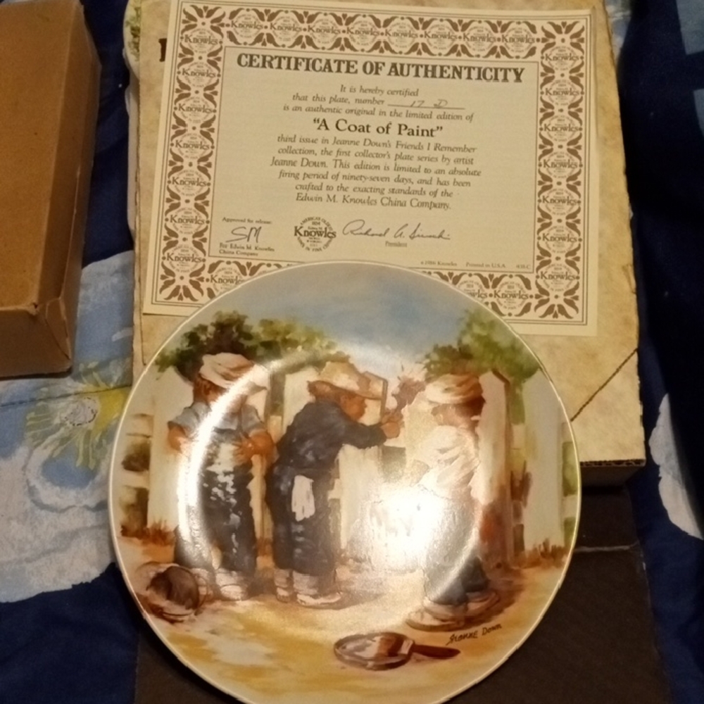 Vintage Decorative Plate with Historical Scene